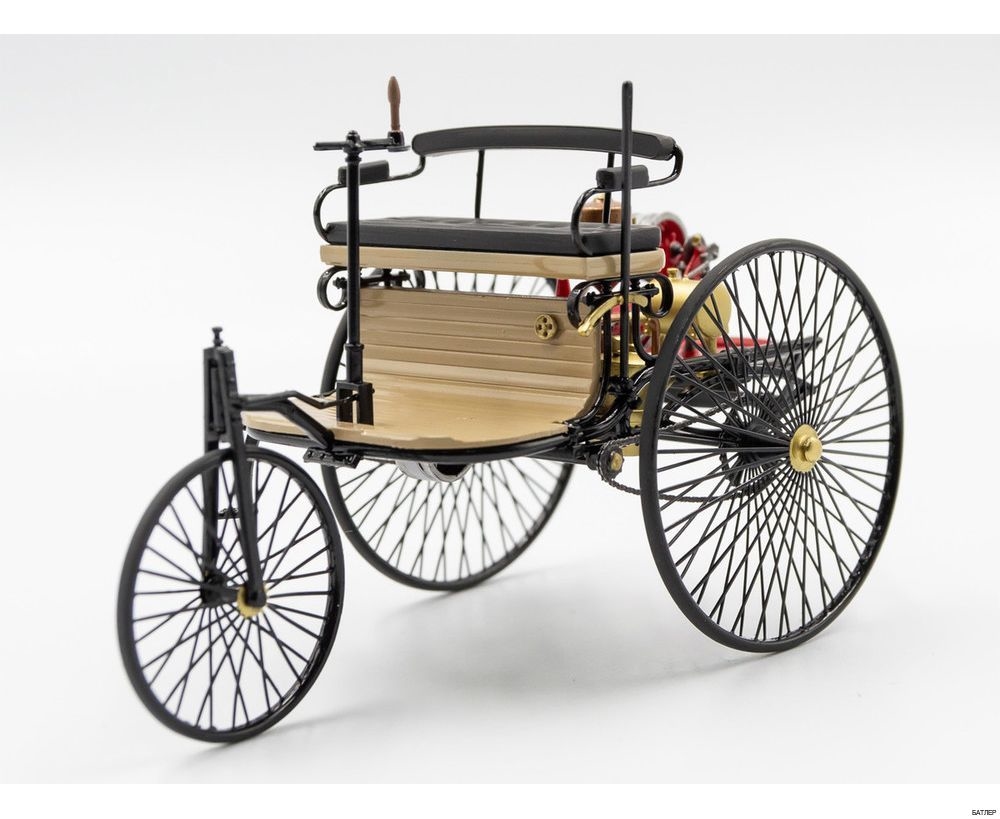 ICM24040  Benz Patent-Motorwagen 1886