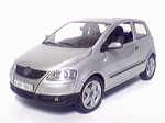 819901104  Volkswagen Fox (zilver)