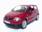 819901110  Volkswagen Fox (rood)