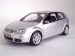 819901121  Volkswagen Golf (zilver)